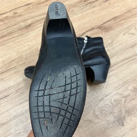 Reiker Size 85 Black Ankle Bootss