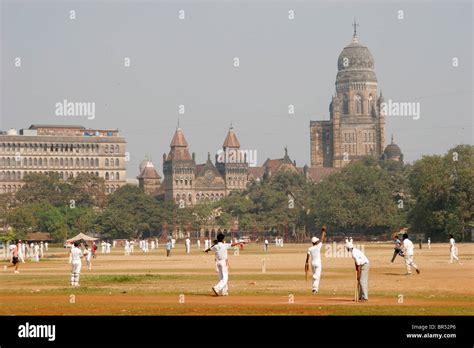 Teenagers Playing Cricket At The Azad Maidan Park Mumbai Bombay Stock