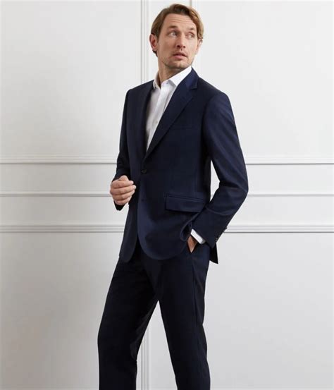 Take A Look At This Classic Navy Slim Fit Suit