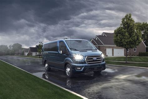 2020 Ford Transit Passenger Vs Nissan Nv Passenger Lafayette Ford