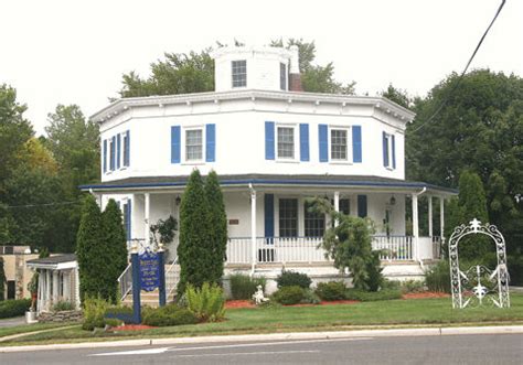 MONTVALE NJ Community Information, Demographics, Amenities and School Information - New Jersey ...