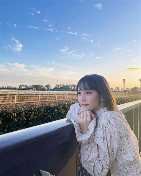 森田真理華さんのインスタグラム写真 森田真理華instagram 「初めての中京競馬場🥂 プライベートで行ってきました🧸 きさらぎ賞で3