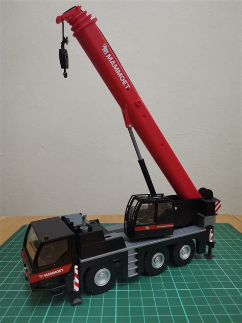 Diecast Crane Mammoet Hobbies And Toys Toys And Games On Carousell