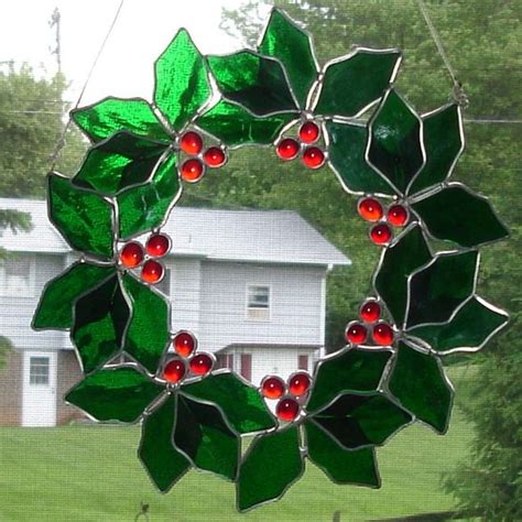 Stained Glass Christmas Wreath Glass Art Pinterest