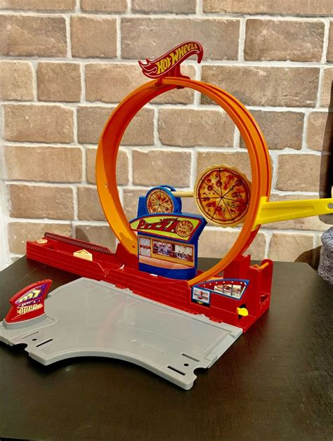 Hot Wheels Speedy Pizza Brinquedo Hot Wheels Usado Enjoei