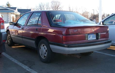 Chevrolet Corsica 1703px Image 1