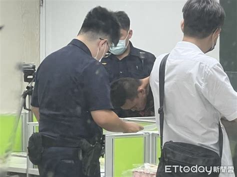 快訊／新北男遭室友砍殺「送醫不治」！疑為女友起口角喪命 Ettoday社會新聞 Ettoday新聞雲