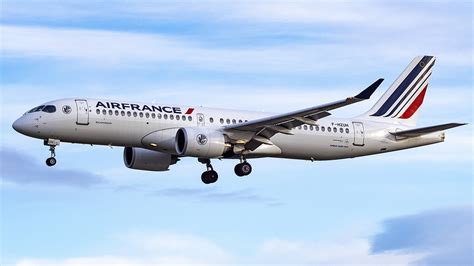 F HZUH Air France Airbus A220 371 SPOTTING FERCLEOS Flickr