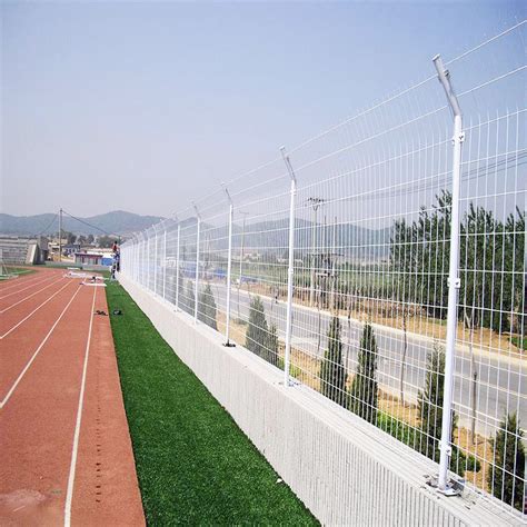 PVC Coated 3D Curved Fence Panel Welded Mesh Fence For Garden Fencing