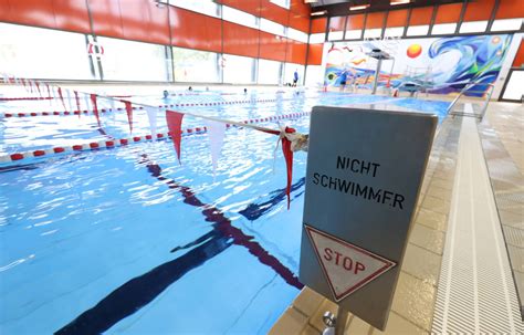 Kann Sich Meckenheim Ein Hallenbad Mit Sauna Noch Leisten