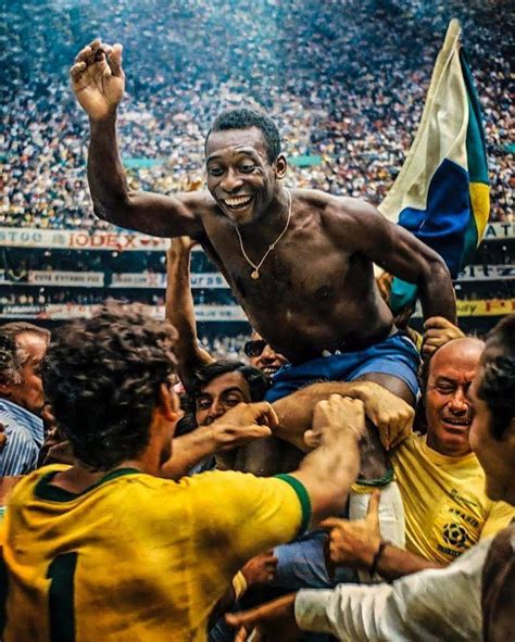 Pelé Career and achievements by the legendary Brazilian football player