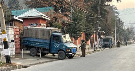 Jandk Omar Abdullah Mehbooba Mufti Placed Under House Arrest Ahead Of Protest Against Delimitation