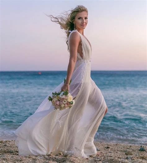 Vestido Para Casamento Na Praia Saiba Como Escolher O Look 40 OFF