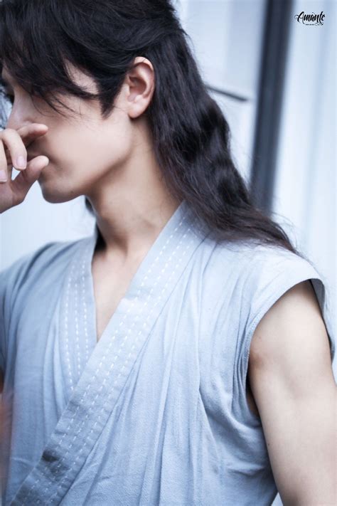 Hourly Xiao Zhan Rest On X Cute Gay Couples Beautiful Smile Handsome Men