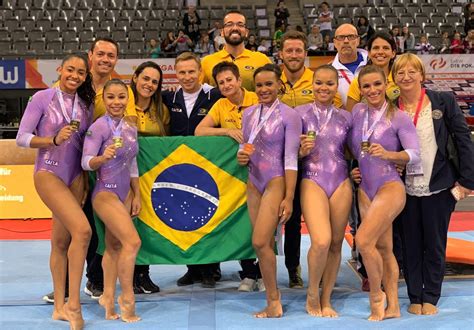 Seleção feminina de ginástica artística ganha a DTB Pokal Team Surto