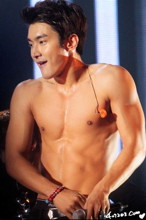 Pin By On Siwon Choi Half Naked Siwon Choi Siwon Super Junior