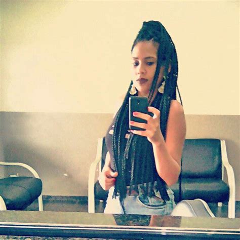 Pin By Tauana Santos Souza On Modelos De Rastafari Hair Styles Dreadlocks Beauty