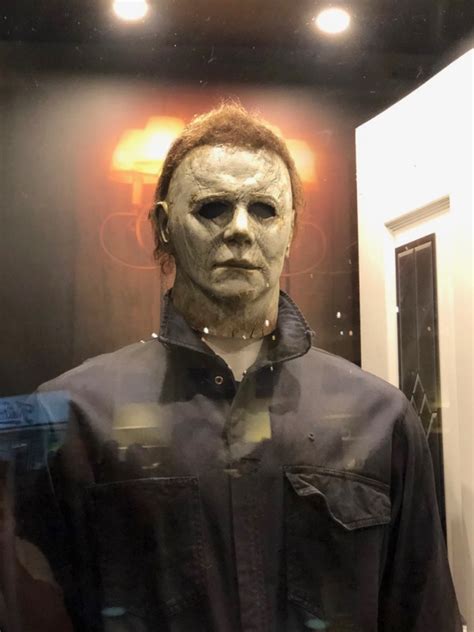 Hollywood Movie Costumes and Props: Halloween 2018 movie costume ...