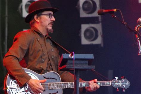 Les Claypool on Primus Lineup Change, Duo de Twang Album and More – No ...