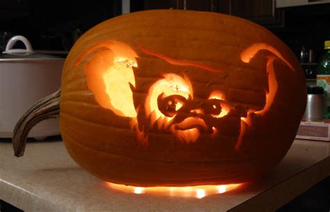 Gizmo Pumpkin by hondahb6 on DeviantArt