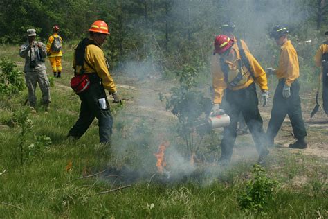 Military Firefighters Hone Skills With Fort Mccoy Training Article