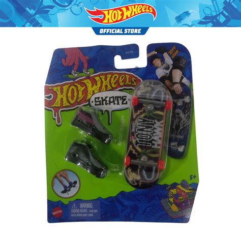 Hot Wheels Skate Tony Hawk Collector Set Fingerboard Shoes Assortment For Ages 5 Years And Up