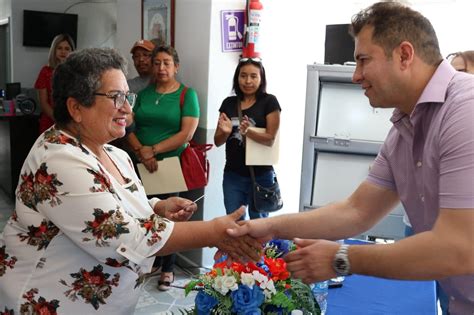 Entrega Alcalde Jorge Pivac Proyectos Productivos En Beneficio De