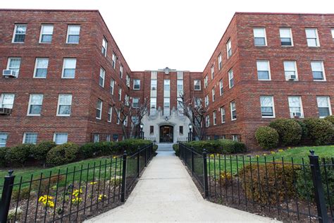 Sheridan Entryway Washington Dc Apartment Rentals Wc Smith