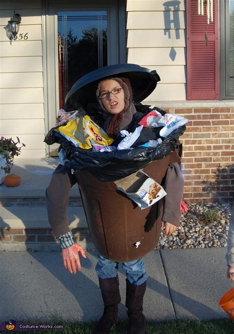 Spooky Trash Costume Idea Photo 2 4