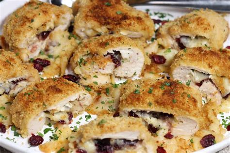 Cranberry Brie Stuffed Chicken Eat The Bite