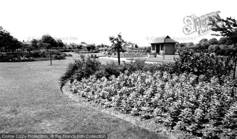 Photo Of Scunthorpe Queens Gardens C1955 Francis Frith