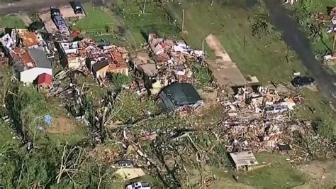 Imagens A Reas Mostram Destrui O Ap S Tornados Mortais Em Oklahoma