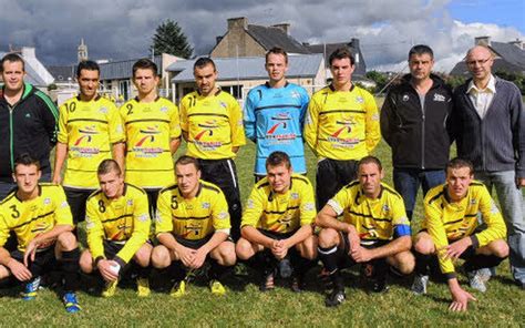 Football Score Fleuve De Léquipe A Face à Carhaix Le Télégramme