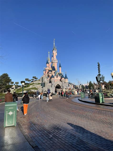 Disneyland Paris bons plans on Twitter Temps magnifique aujourdhui à