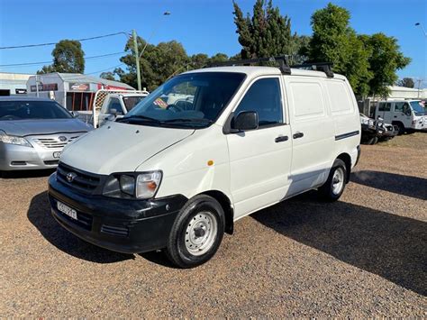 2001 TOYOTA TOWNACE KR42R AUTOMATIC VAN JCFD5096620 JUST 4X4S