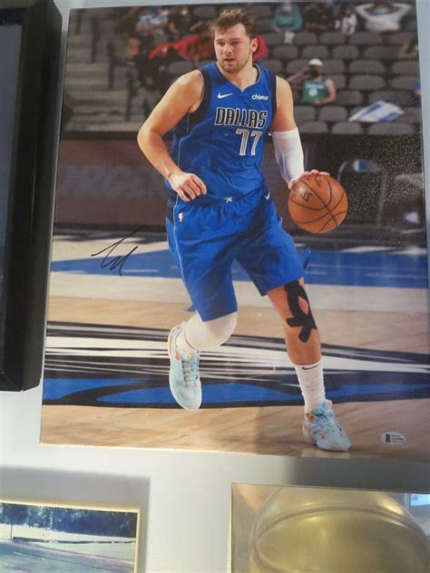 Luka Doncic Signed Canvas 16x20 Beckett Loa Has Wooden Back Stunning