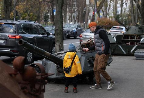 Guerre En Ukraine Sommet Pour La Paix Décalé Ancien Ministre Letton Espion Le Point Sur La