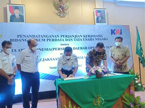 Demi Selamatkan Aset Pt Kai Daop Lakukan Mou Dengan Kejari Kota