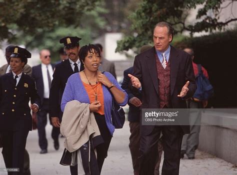 Pictures of Lynne Thigpen