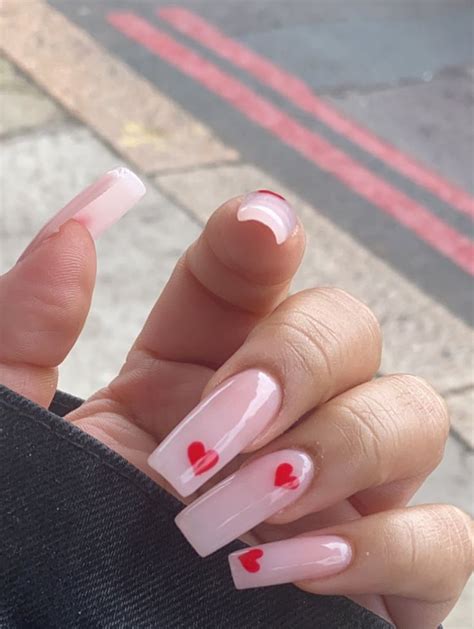 Pin By Kayla Baird On Nails Pink Acrylic Nails Nails Valentine S