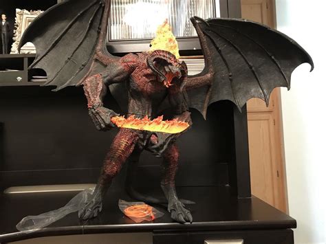 Neca Balrog Lotr Lord Of The Rings 24 Electronic Action Figure Loose