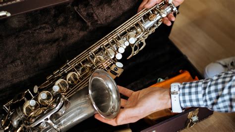 Is a Saxophone Considered a Woodwind? What Woodwind Players Want You to ...