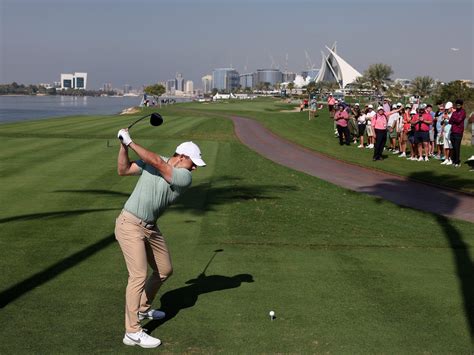 Rory Mcilroy Opens With Bogey Free To Lead Dubai Invitational