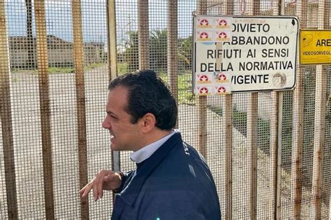 Messina Il Sindaco De Luca Diffida La Regione Parco Avventura Alla