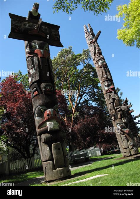 Totem Poles Royal Bc Museum Park Victoria Vancouver Island