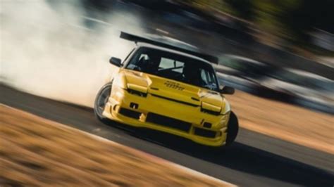 Nissan 240SX Drift - YouTube