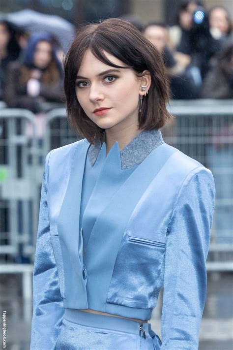 Emilia Jones Nude Onlyfans Leaks Fappening Fappeningbook