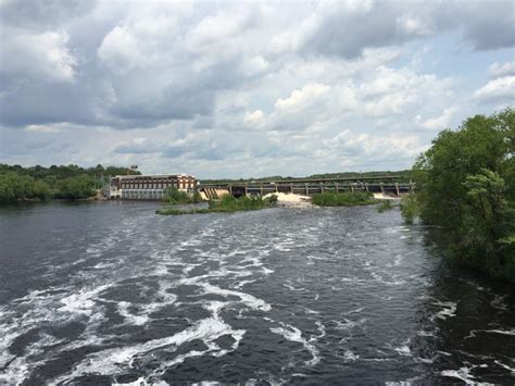 Do More Country In Chippewa Falls Wisconsin