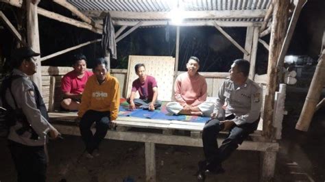 Polsek Blambangan Umpu Polda Lampung Cek Pos Ronda Di Kampung Bumiratu