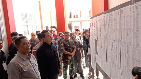 Bupati Fransiskus Bersama Forkopimda Kapuas Hulu Monitoring Jalannya